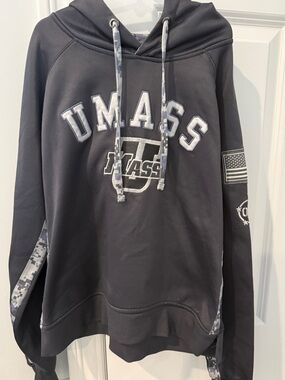UMass gray Pullover Hoodie with Camo Trim